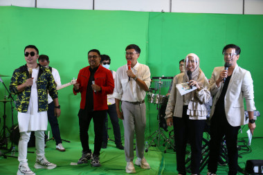 Commercial Video Production Service Jakarta Virtual Event Family Gathering Bank Syariah Mandiri 2020 Photo - 4